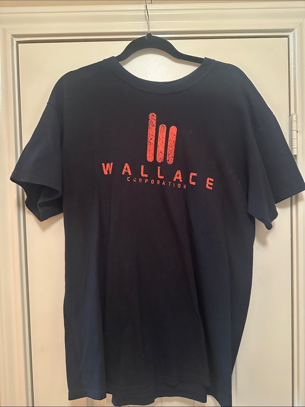 Wallace Corporation Black Short-Sleeve Graphic Tee